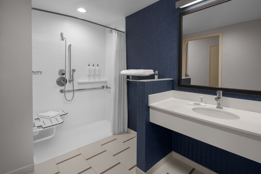 Fairfield Inn & Suites Tustin Orange County - photo 15