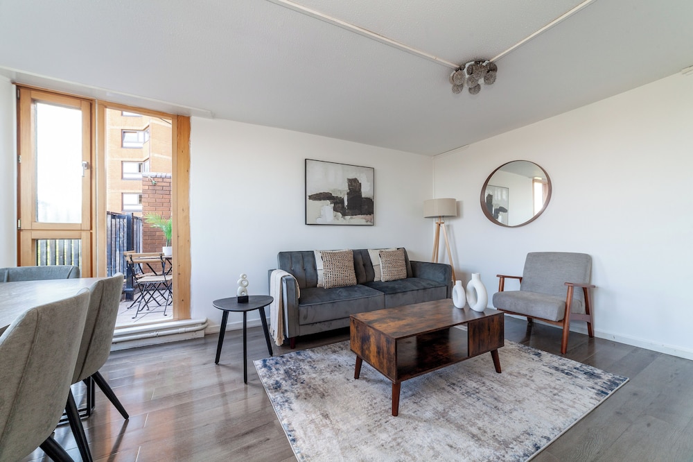The Chelsea Apartments — 4-Star Luxury Hotel in London, United Kingdom