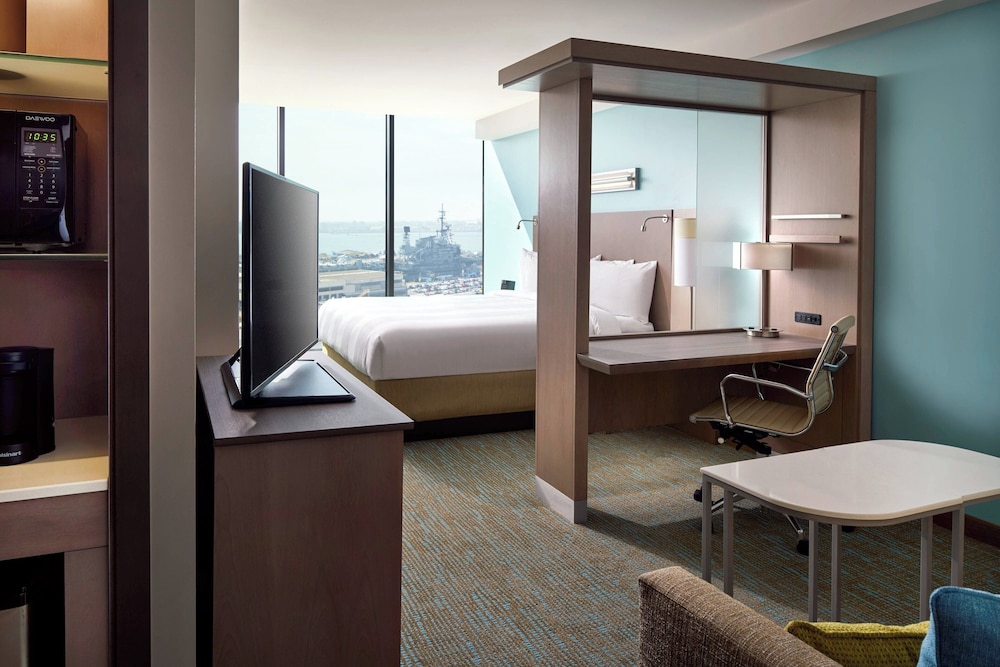Springhill Suites San Diego Downtown Bayfront - photo 7