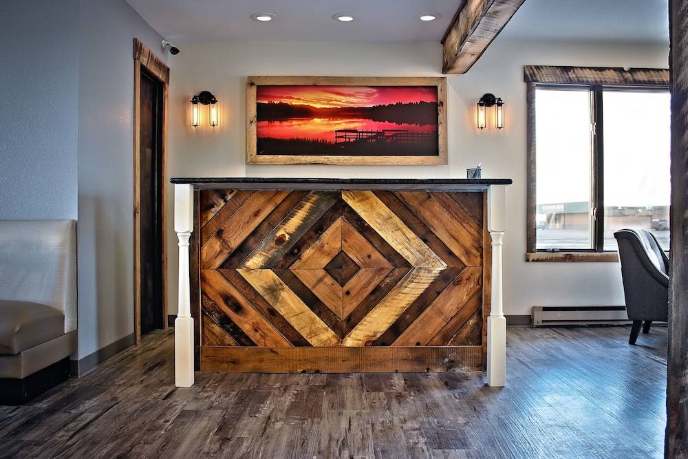 Sunlac Inn Devils Lake - photo 4