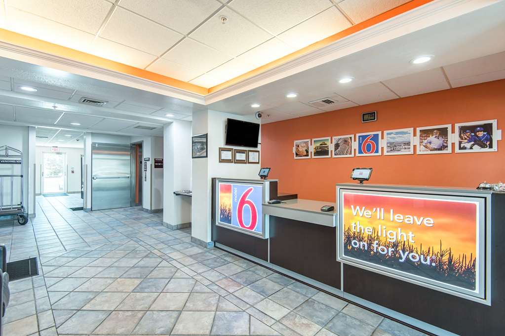 Motel 6 Junction City KS - photo 25