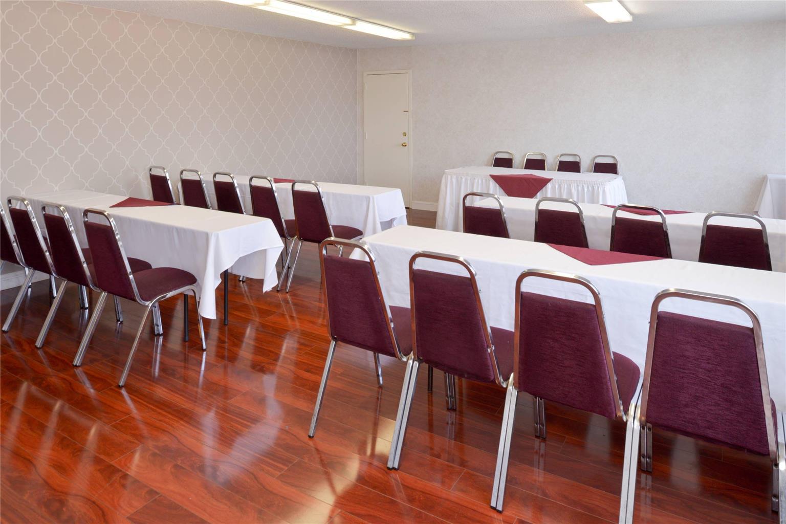 Quality Inn & Suites Montebello Los Angeles - photo 37