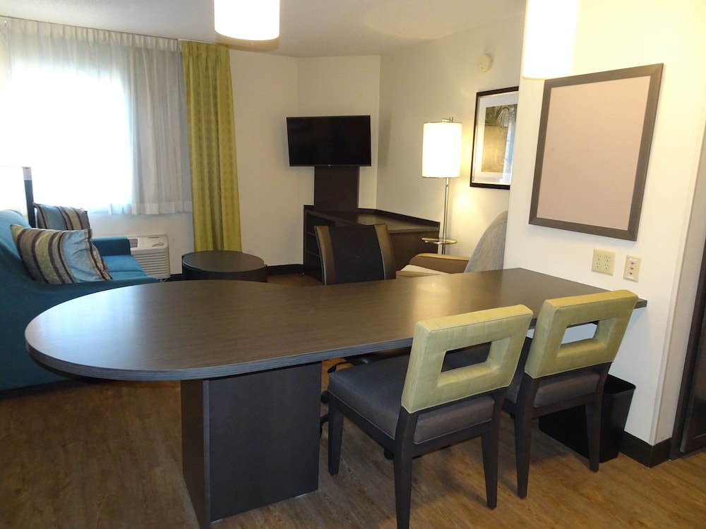 Candlewood Suites Glen Allen Short Pump by IHG - photo 13