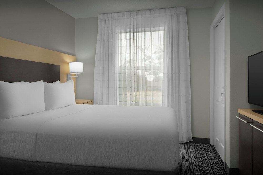 TownePlace Suites by Marriott Pensacola - photo 7