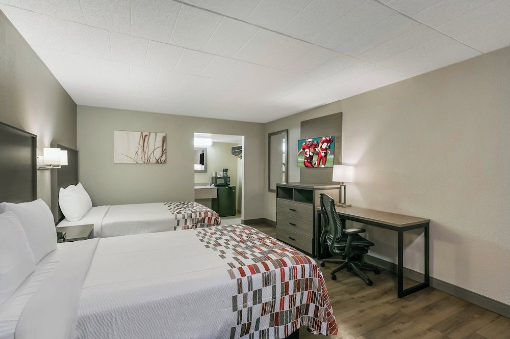 Red Roof Inn Baltimore - photo 22
