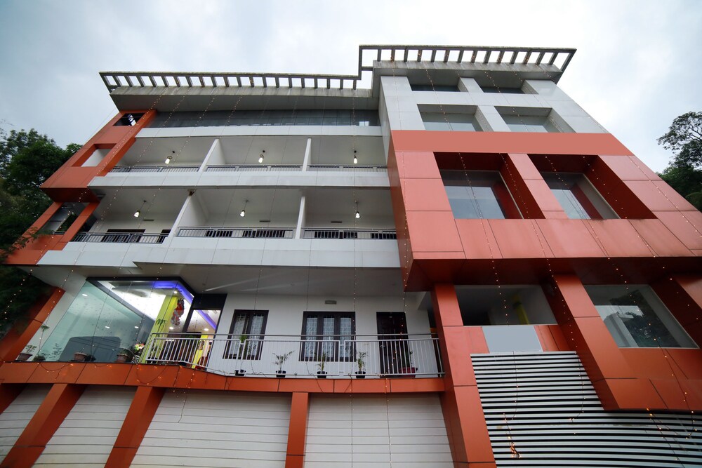 Oyo 8506 Pallivasal - last minute hotel in Munnar