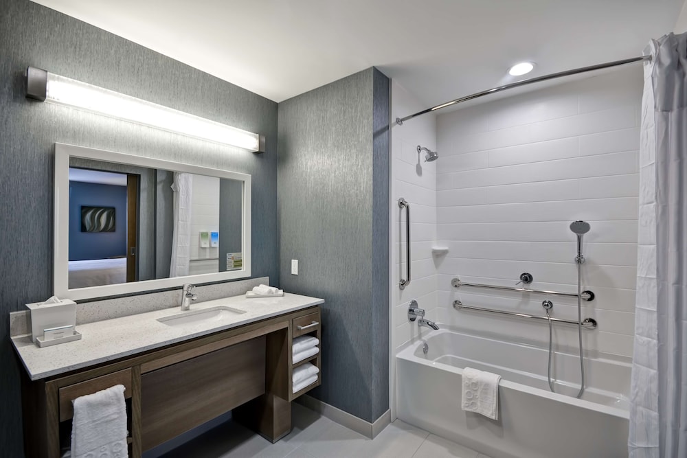 Home2 Suites by Hilton Jackson MI - photo 24