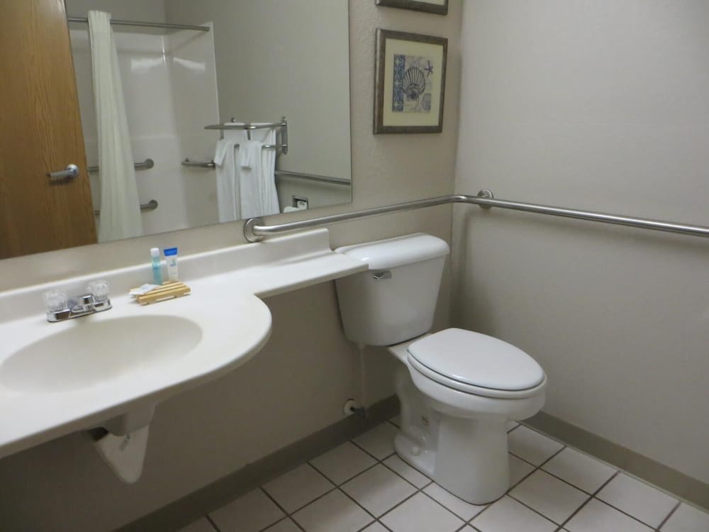 Patti's Inn & Suites - photo 19