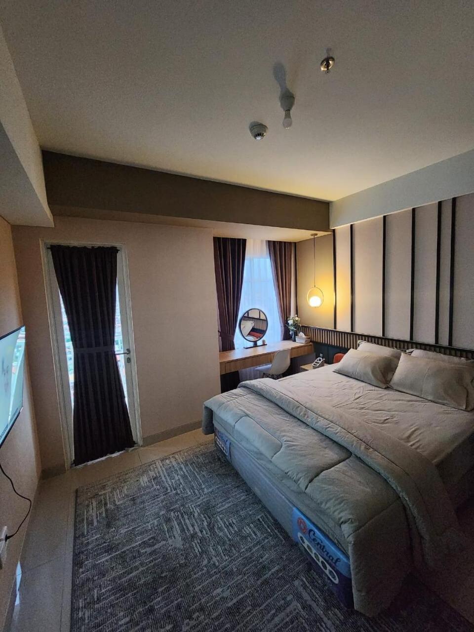 Spacious Comfortable Apartement South Surabaya — 4-Star Luxury Hotel in Surabaya, Indonesia