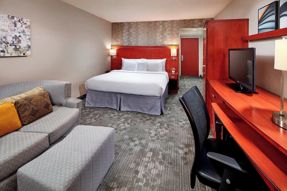 Courtyard by Marriott Vallejo Napa Valley - photo 17