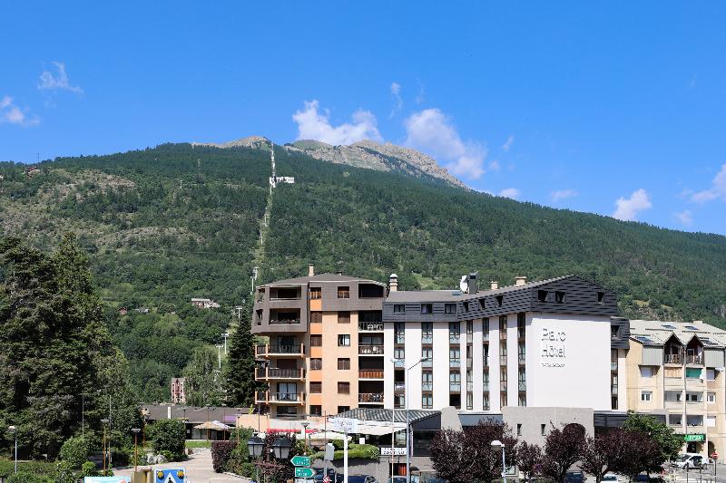 Sowell Hotels Le Parc & Spa in Briancon, France