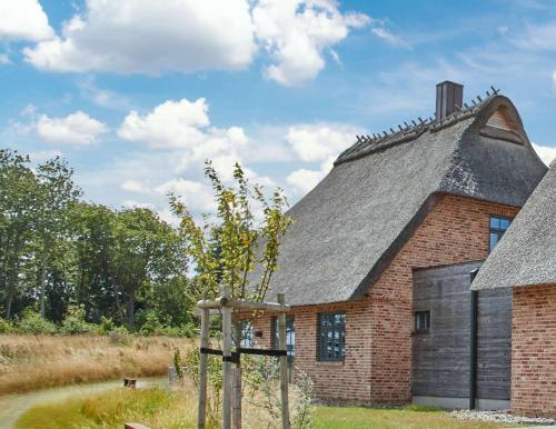 Reetdorf Geltinger Birk Malerhaus Leuchtturm in Kappeln, Germany