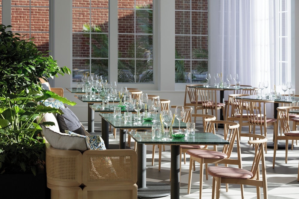 Kimpton The Forum Hotel by IHG - photo 91