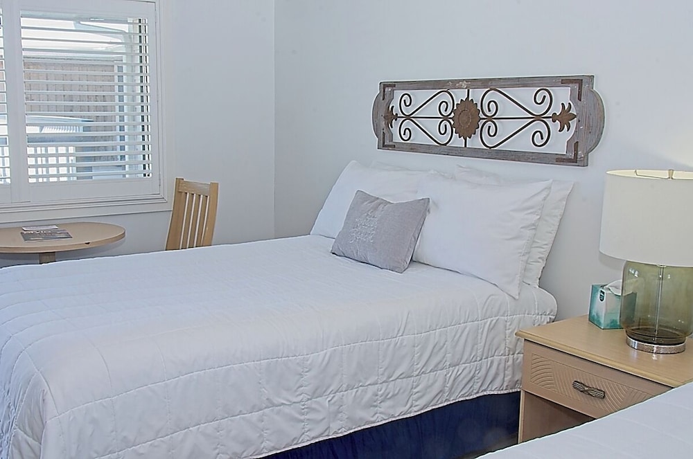 Vineyard Harbor Motel Private Beach - photo 98