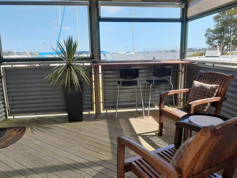 Boat Haven Studios — 4-Star Luxury Hotel in Goolwa, Australia