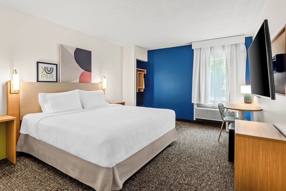 Spark by Hilton Lexington - photo 8