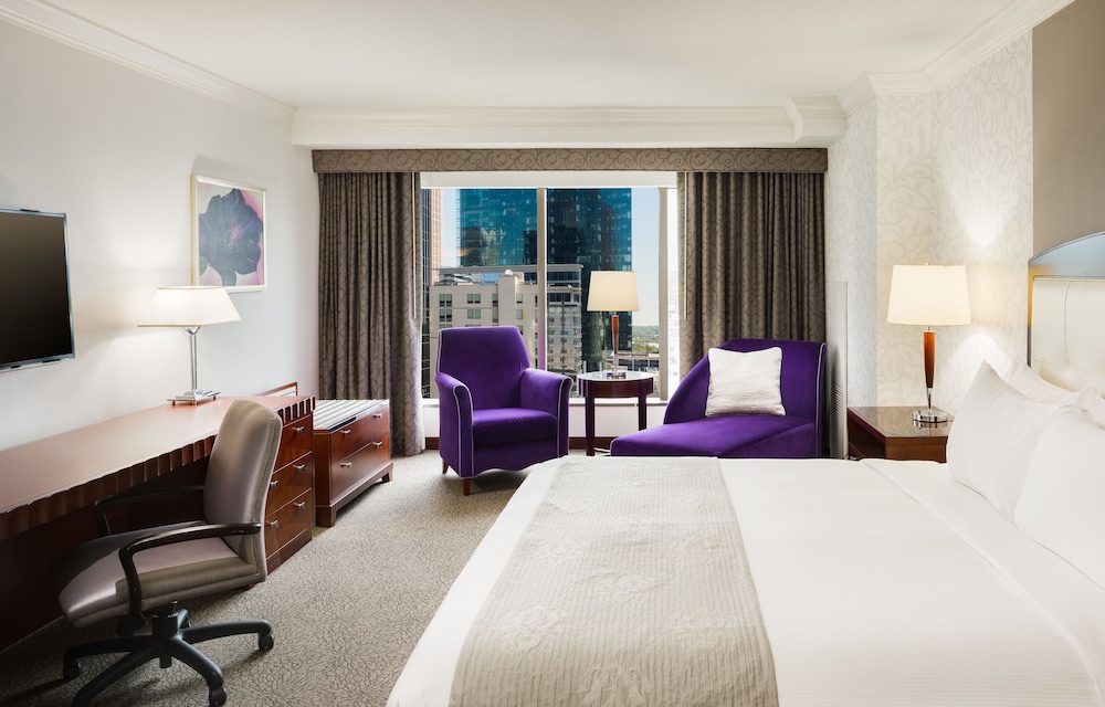 Hilton Charlotte Uptown - photo 30