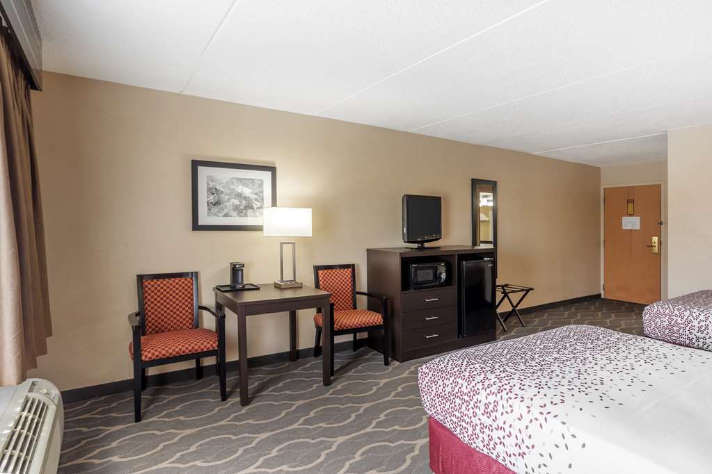 Best Western Inn At Blakeslee pocono - photo 46