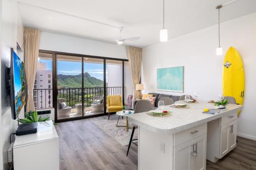 Gorgeous Oean View Penthouse at Waikiki with Parking — 4-Star Luxury Hotel in Honolulu, United States