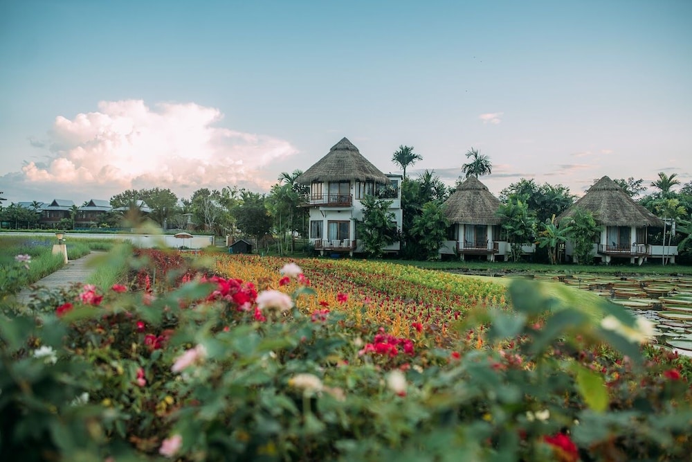 Phusanfah Resort — Mae Taeng