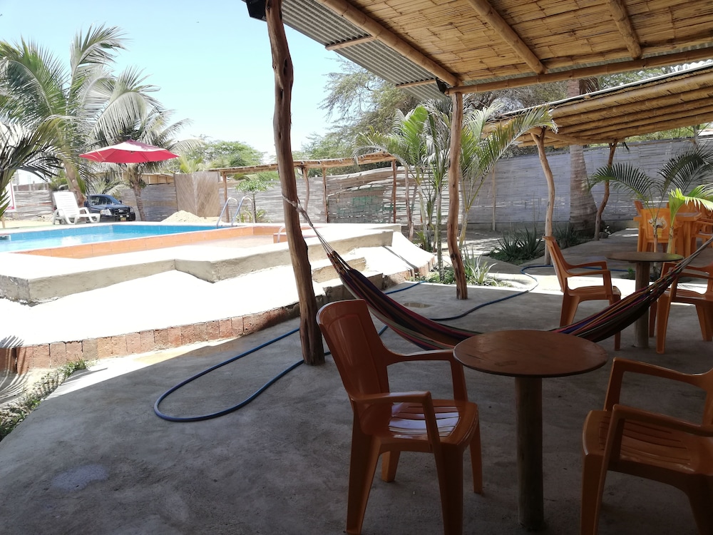 Hospedaje Sun Beach — hotel in Zorritos