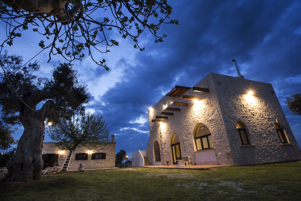 Masseria Stella — 4-Star Luxury Hotel in Gioia Del Colle, Italy