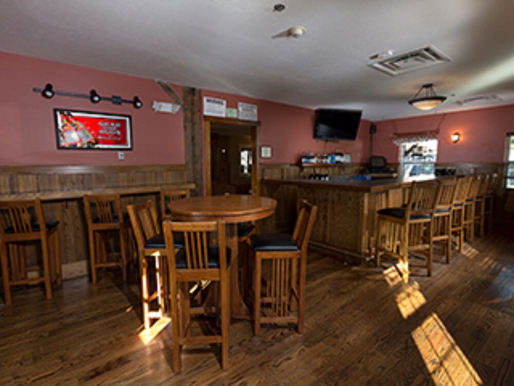 The Red Mill Inn - photo 24