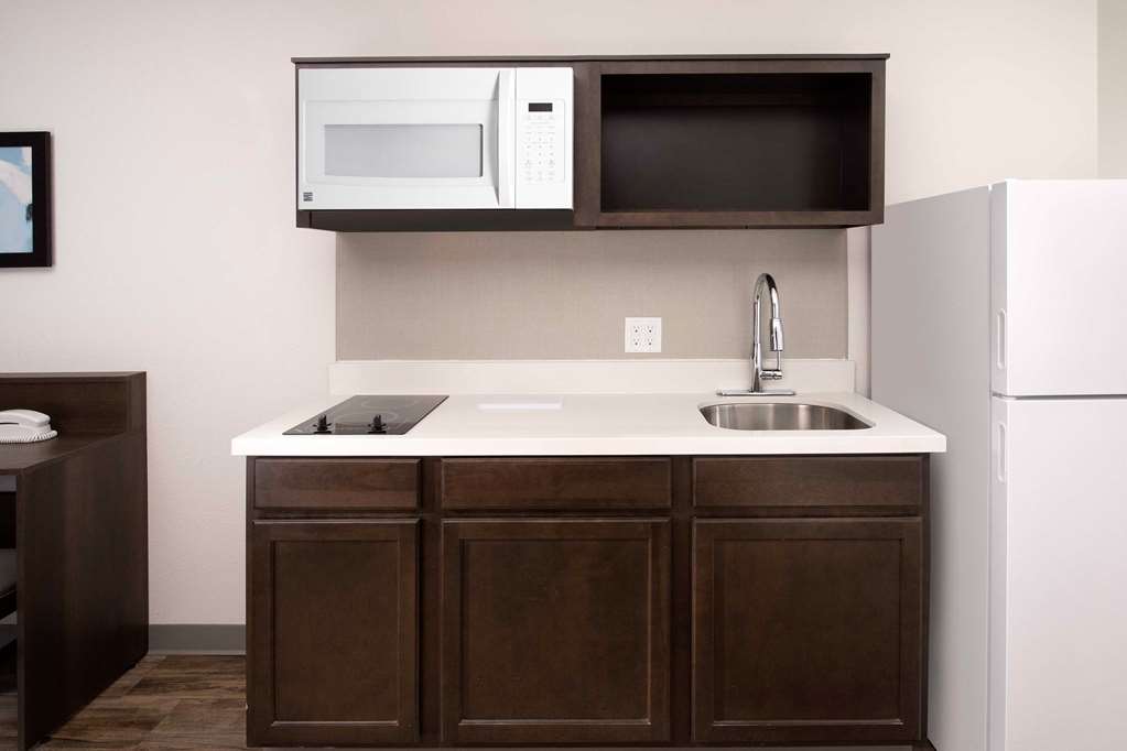 WoodSpring Suites Austin South Central I 35 - photo 12