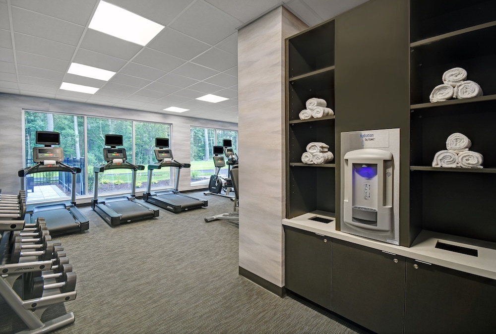 Fairfield Inn & Suites By Marriott Norfolk - photo 21