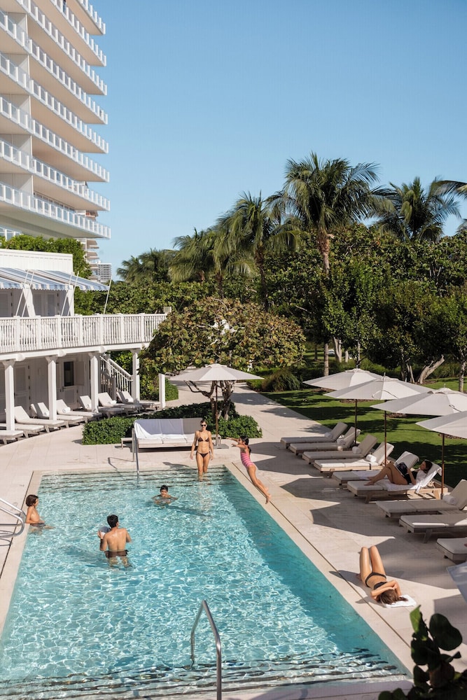 Four Seasons Hotel at The Surf Club - photo 82