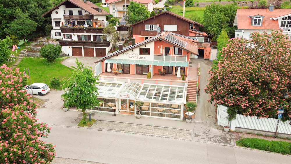 Hotel San Marco - carbon neutral hotel in Fuessen