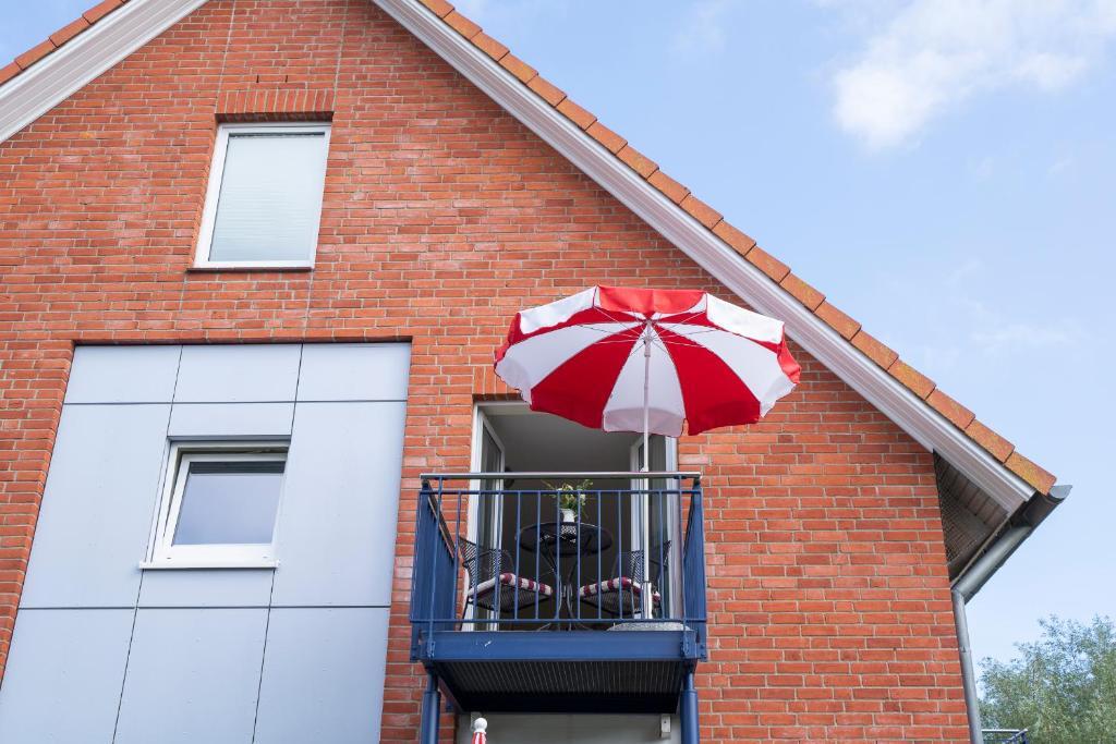 Lindenbuschen 2 Wohnung 4 — 4-Star Luxury Hotel in Kellenhusen, Germany