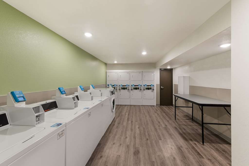 Woodspring Suites Dayton North - photo 31