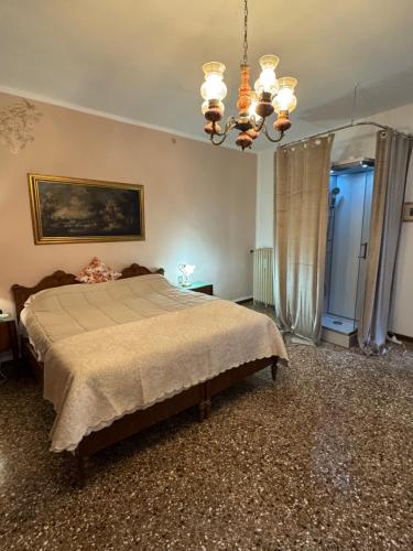 Modern Spanish Hacienda 10km From the Coast — hotel in Ichtegem