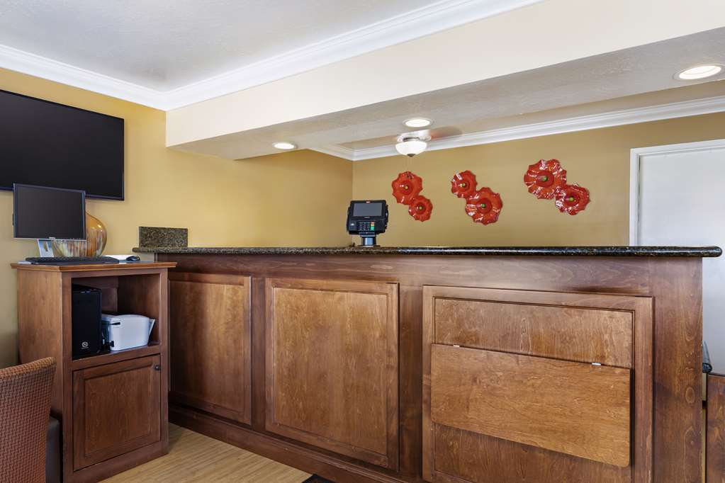 Best Western Hanford Inn - photo 4
