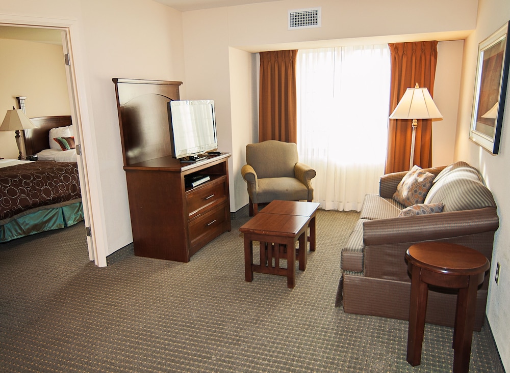 Staybridge Suites Wichita an IHG Hotel - photo 4