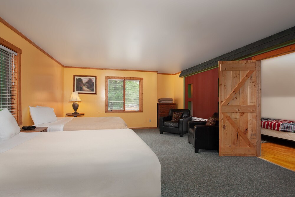 Birchcliff Resort - photo 31