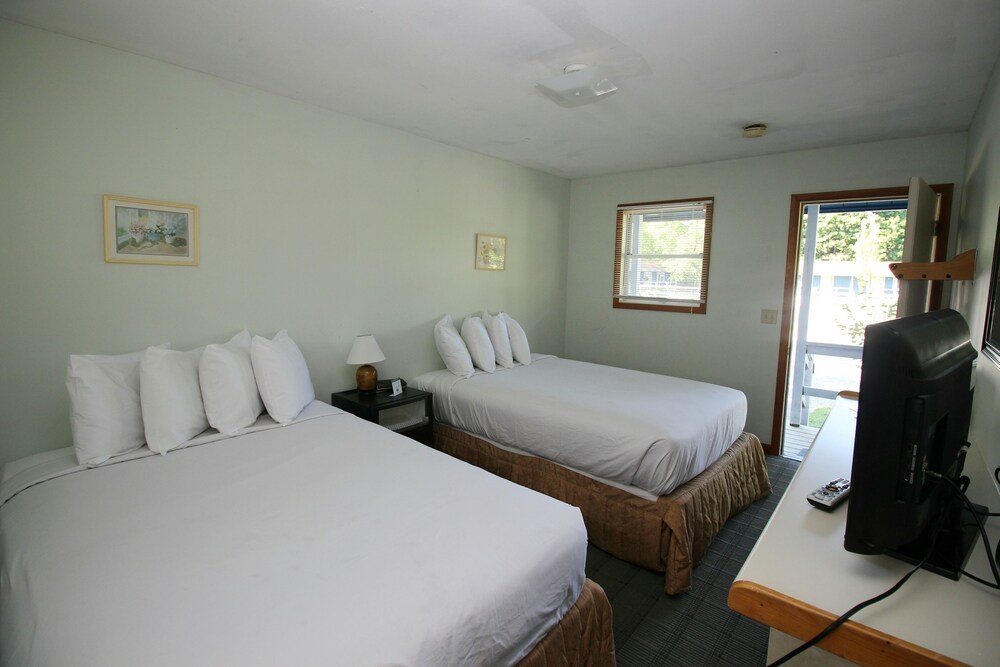 Bird's Nest Resort - photo 4