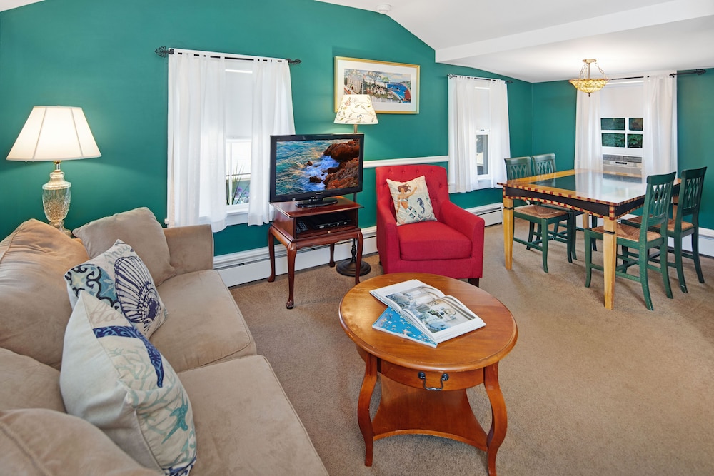 The Lightkeepers Inn - photo 4