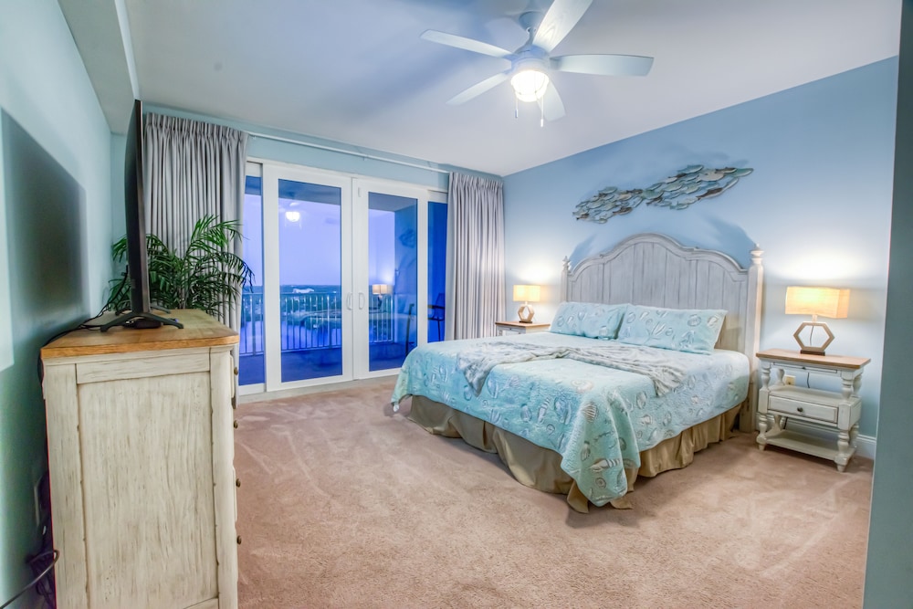 Laketown Wharf Resort by Aneliya's Rentals - photo 89