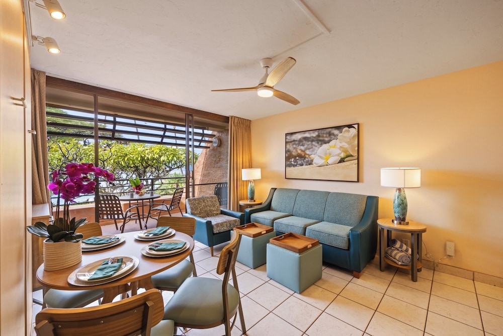 Kuleana Club #510 Ocean View 1 bedroom & 1 bathroom 2nd Floor — 4-Star Luxury Hotel in Lahaina, United States