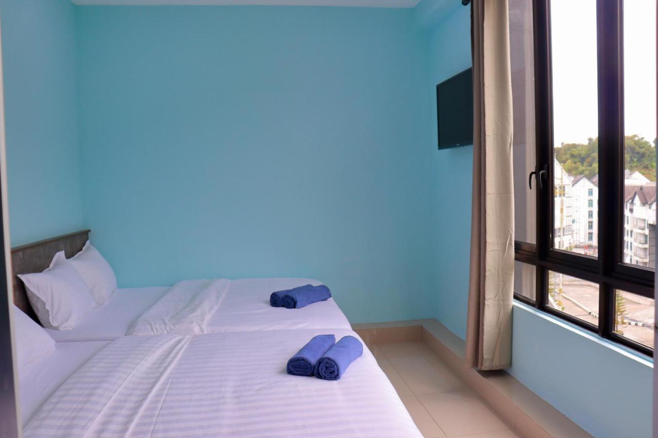 Hotel Aaraa — Unknown City — photo 4