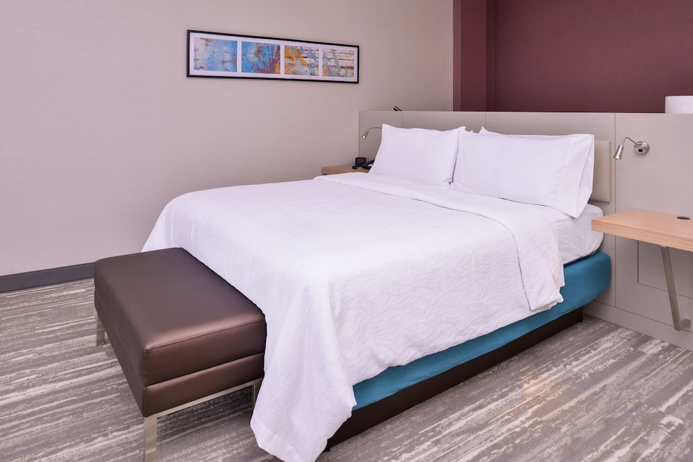Hilton Garden Inn Kansas City Airport - photo 11