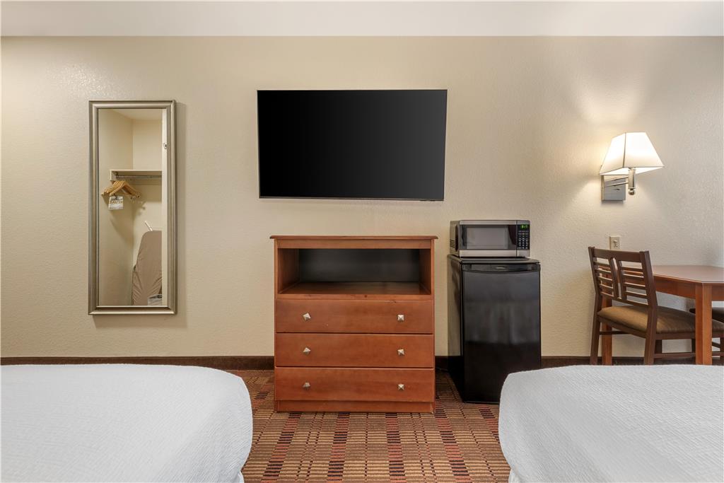 SureStay Hotel by Best Western East Brunswick - photo 19