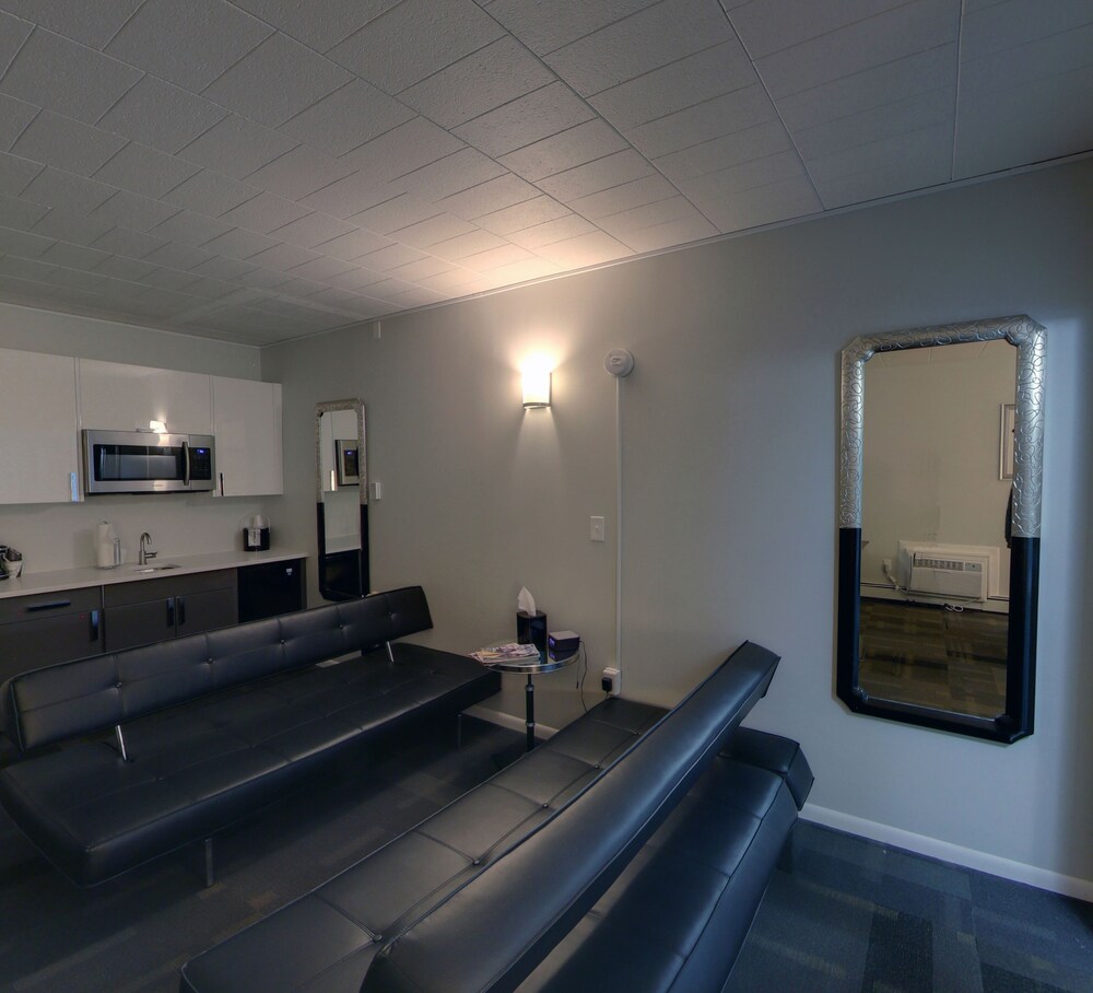 Hotel Royal Oak - photo 25