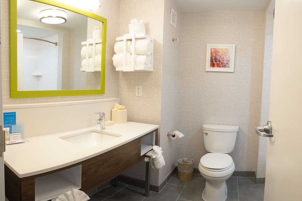 Hampton Inn & Suites Dallas Lewisville Vista Ridge Mall TX - photo 24