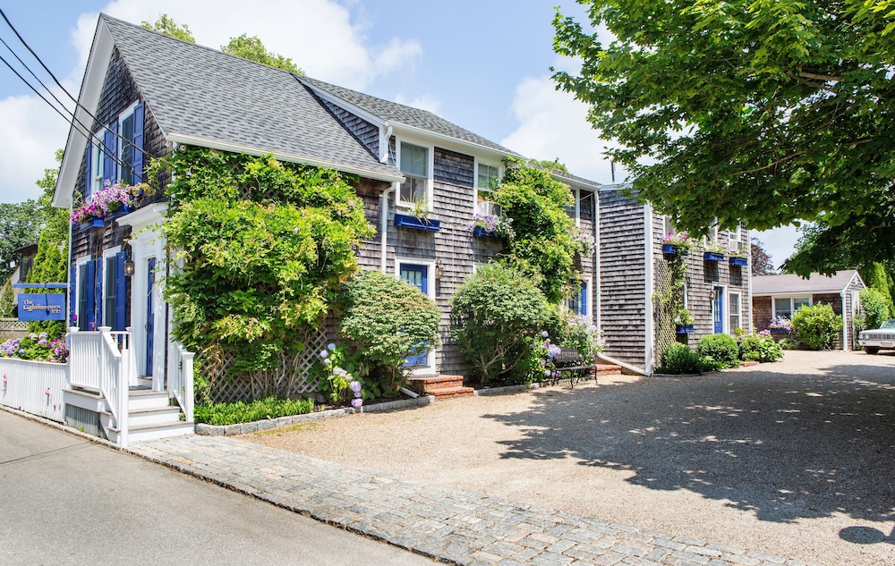 The Lightkeepers Inn - photo 2