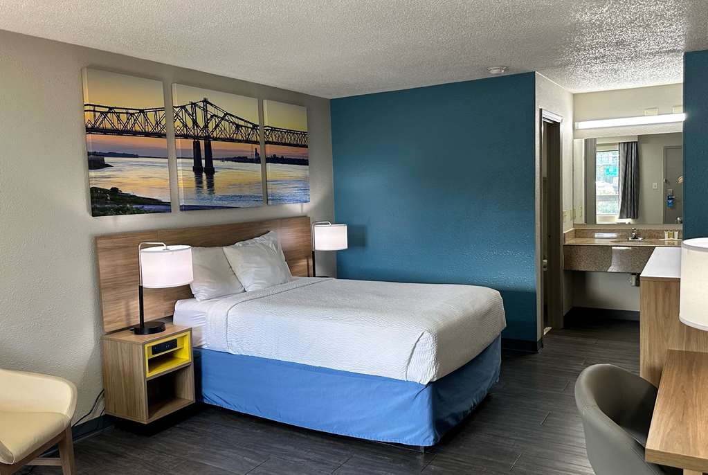 Days Inn by Wyndham Columbia NE Fort Jackson - photo 13