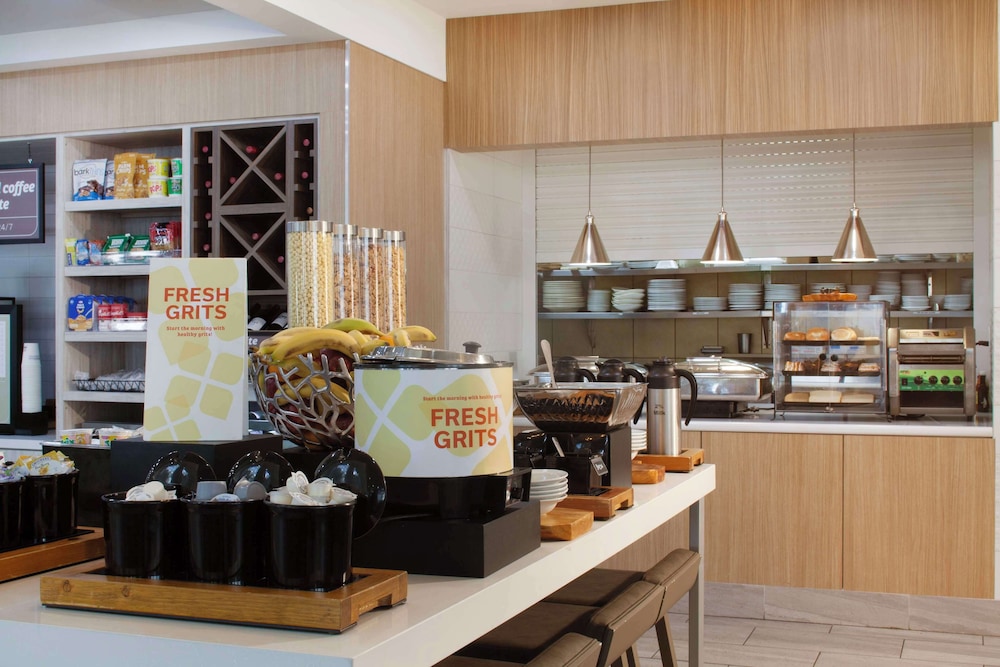 Hilton Garden Inn Shreveport - photo 24