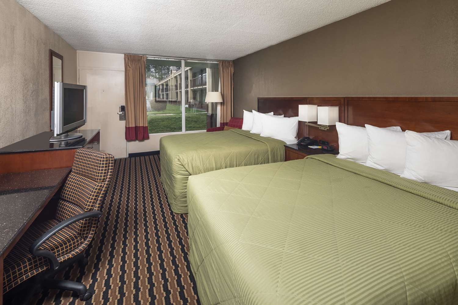 Red Roof Inn Charlotte Airport - photo 10